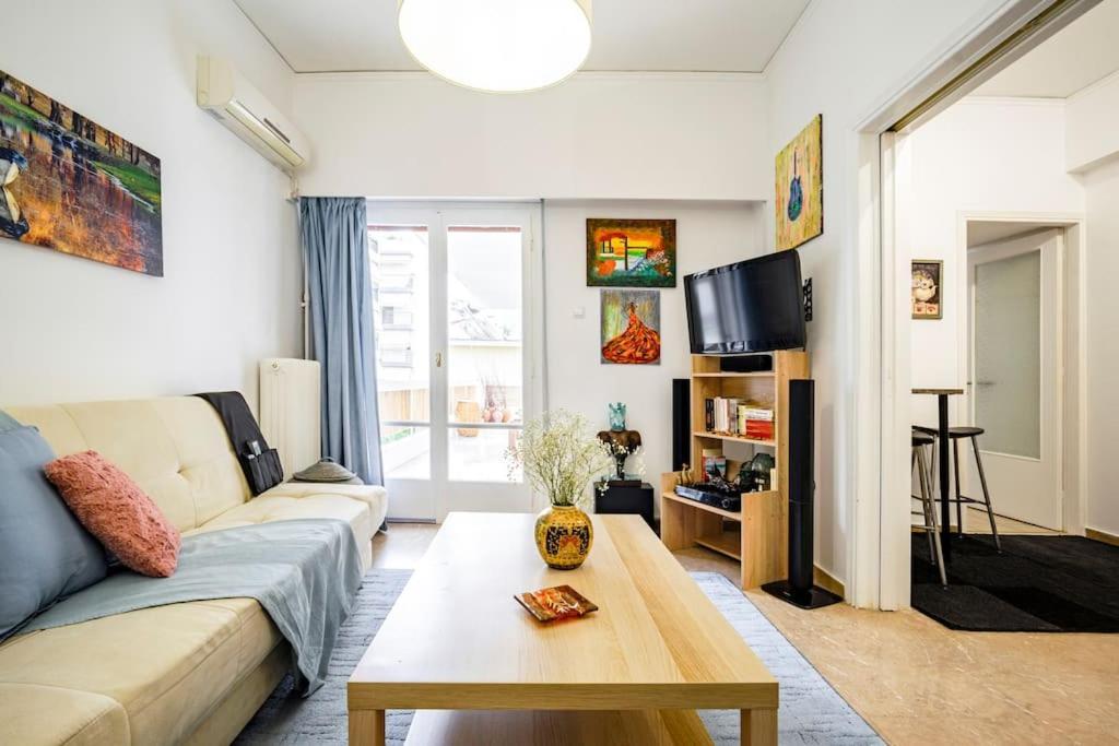 Athens Paradise Cozy 53 Sqm Apartament Near To Metro Luaran gambar