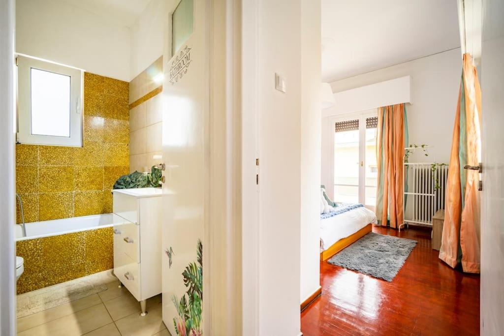 Athens Paradise Cozy 53 Sqm Apartament Near To Metro Luaran gambar