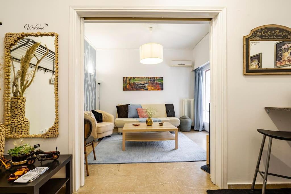 Athens Paradise Cozy 53 Sqm Apartament Near To Metro Luaran gambar